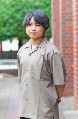 由良 あいこさん